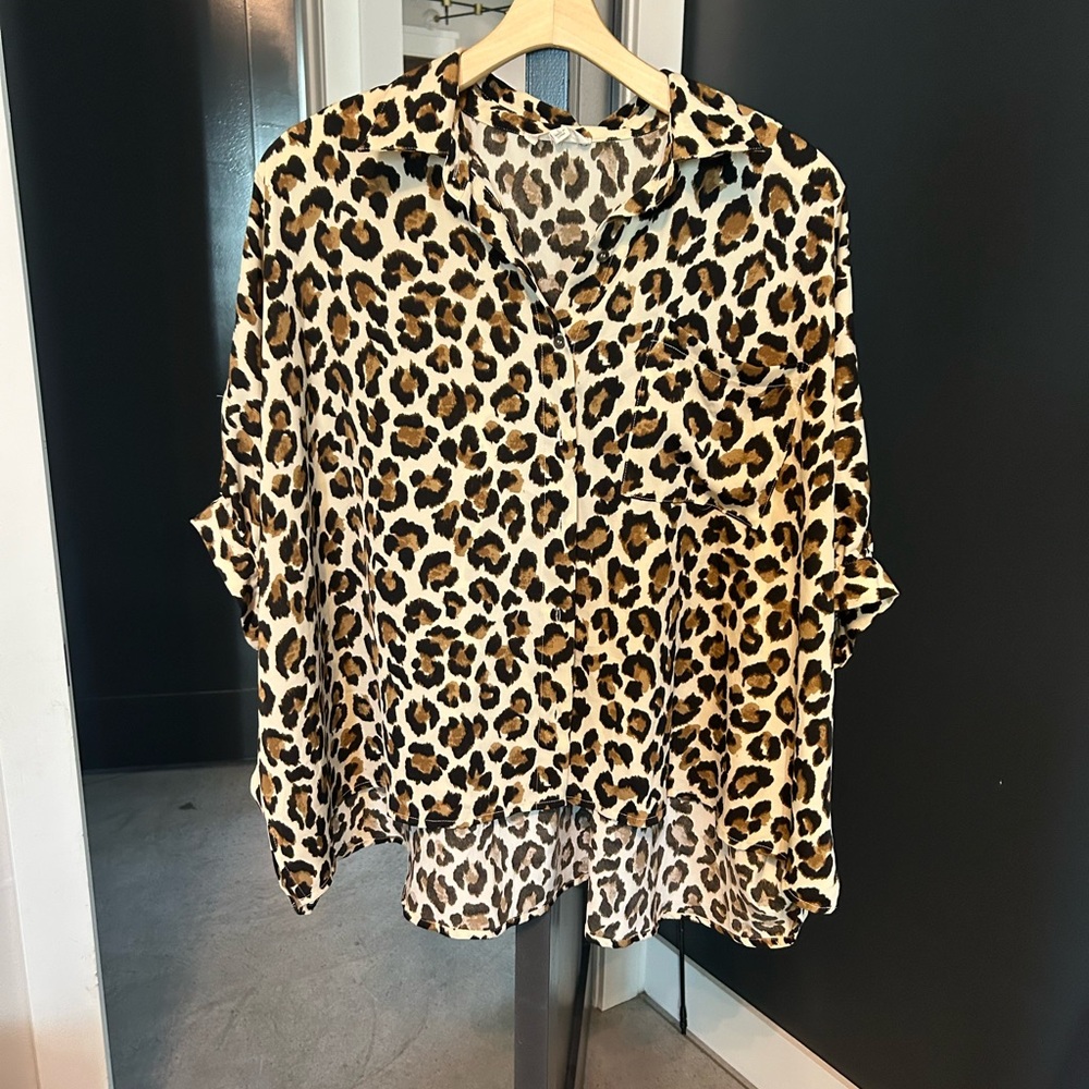entro Leopard Print Button-Down Shirt in Beige and Brown